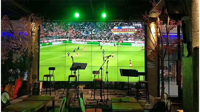 Guangdong Guangzhou Bar 4x4 LCD Splicing Screen Project