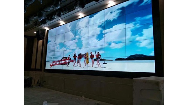 LCD splicing screen project in a hotel lobby in Jiangsu Province
