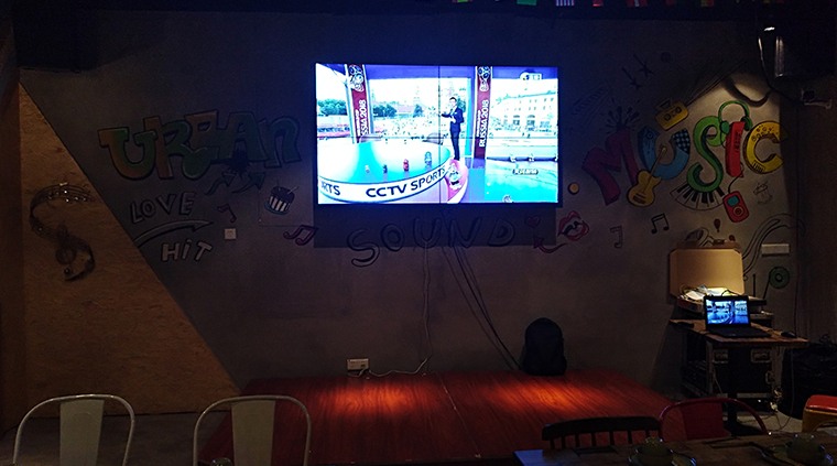 Guangzhou bar LCD splicing screen project