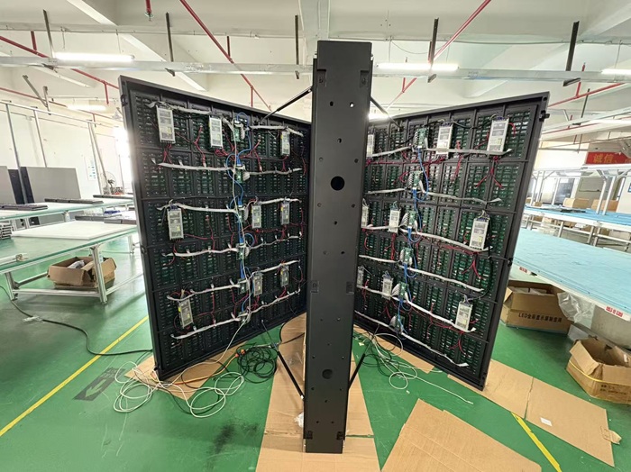 户外p3.076带箱体led显示屏 (7).jpg