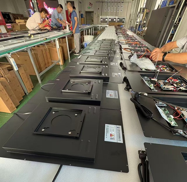 华邦瀛21.5寸广告机