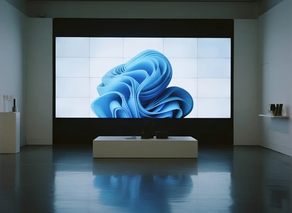 长期合作伙伴关系：优质液晶拼接屏厂家能提供的额外价值